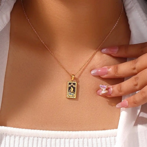 18k Gold Major Arcana Tarot Pendant Necklace - Picture 9 of 16